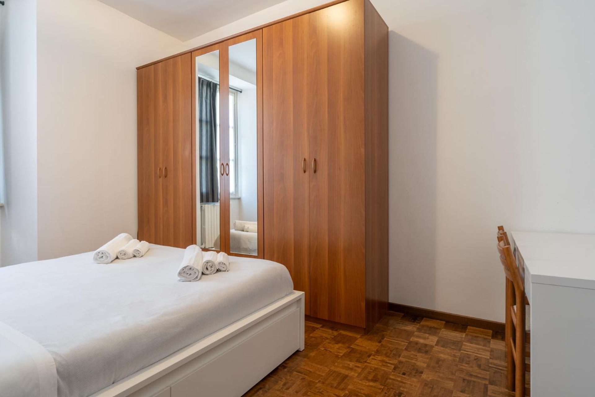 Large Family Apartment In A Fresh Area Of Lecco Exterior foto